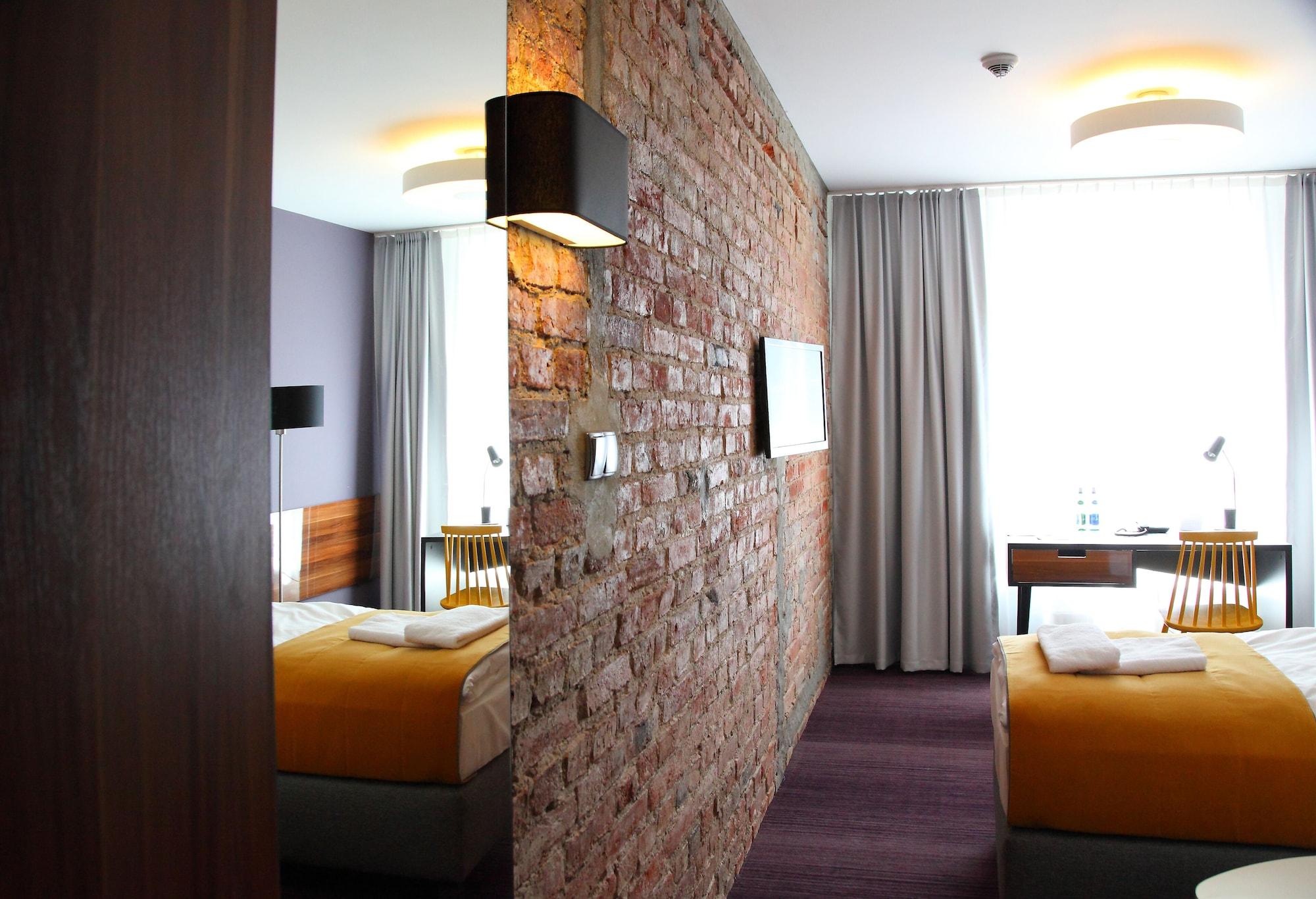 Tobaco Hotel